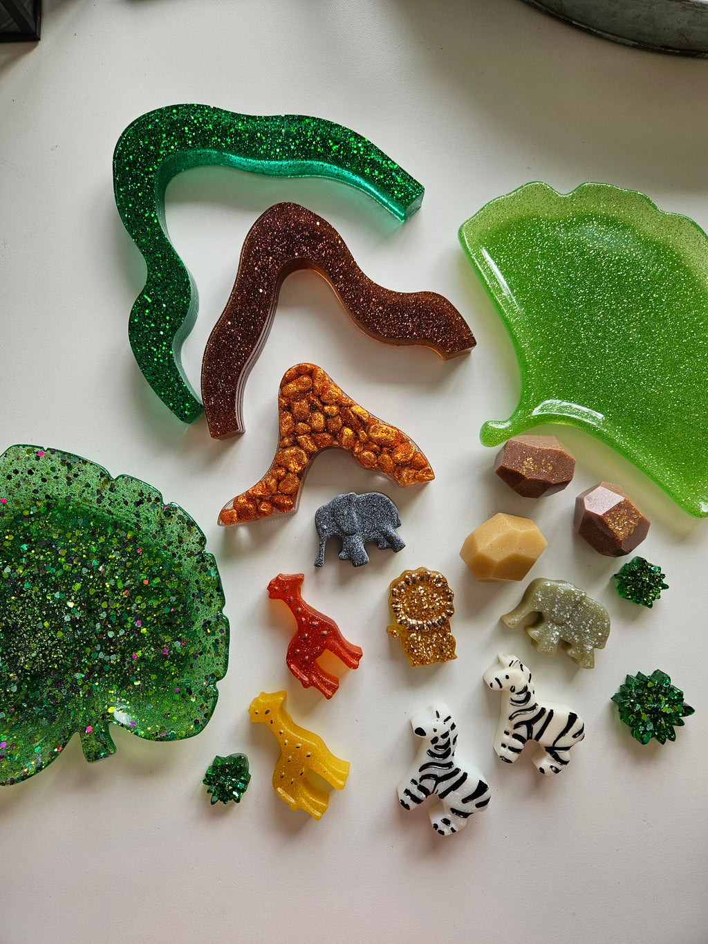 Safari loose parts