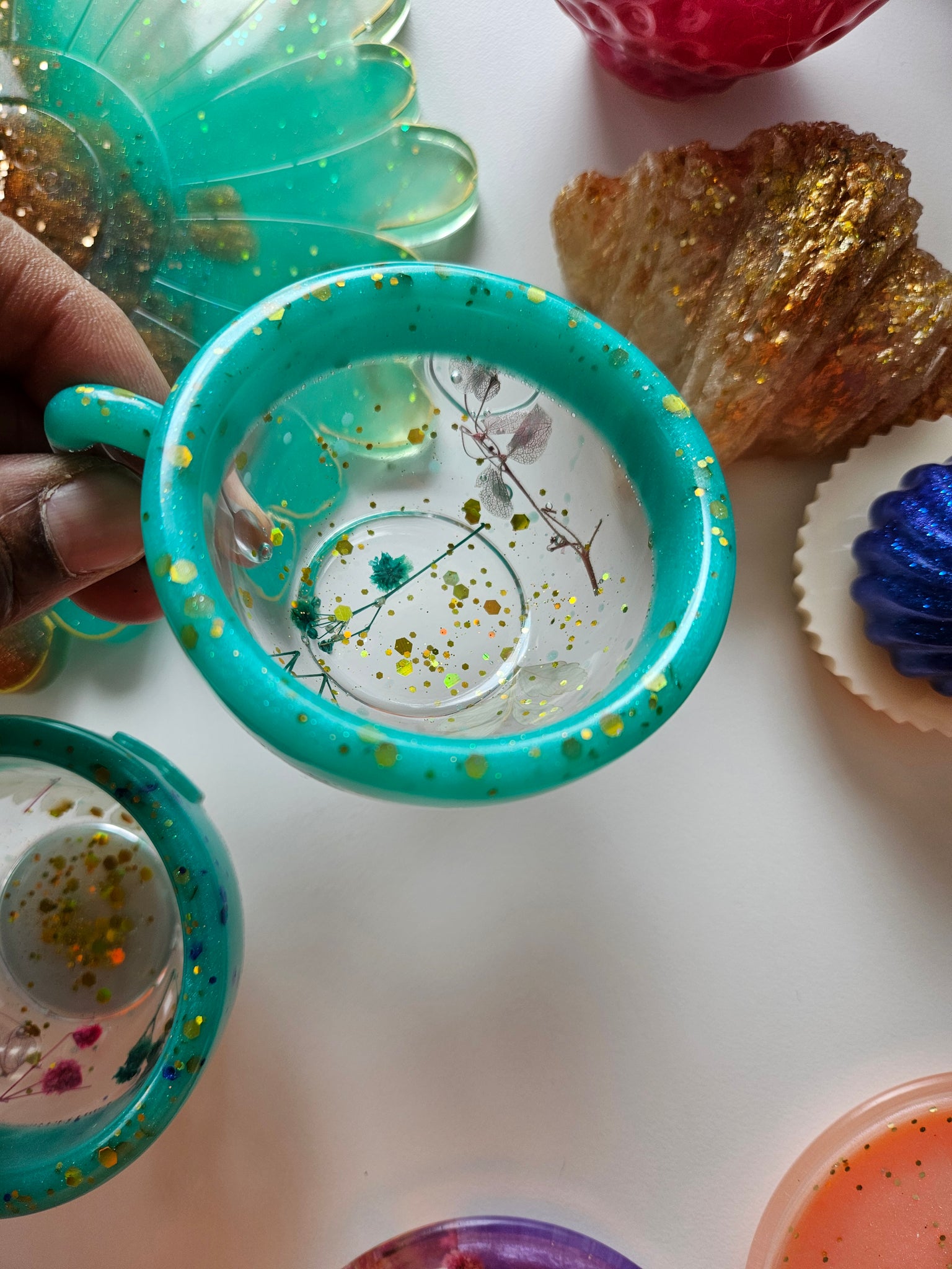 Teacups & Saucers