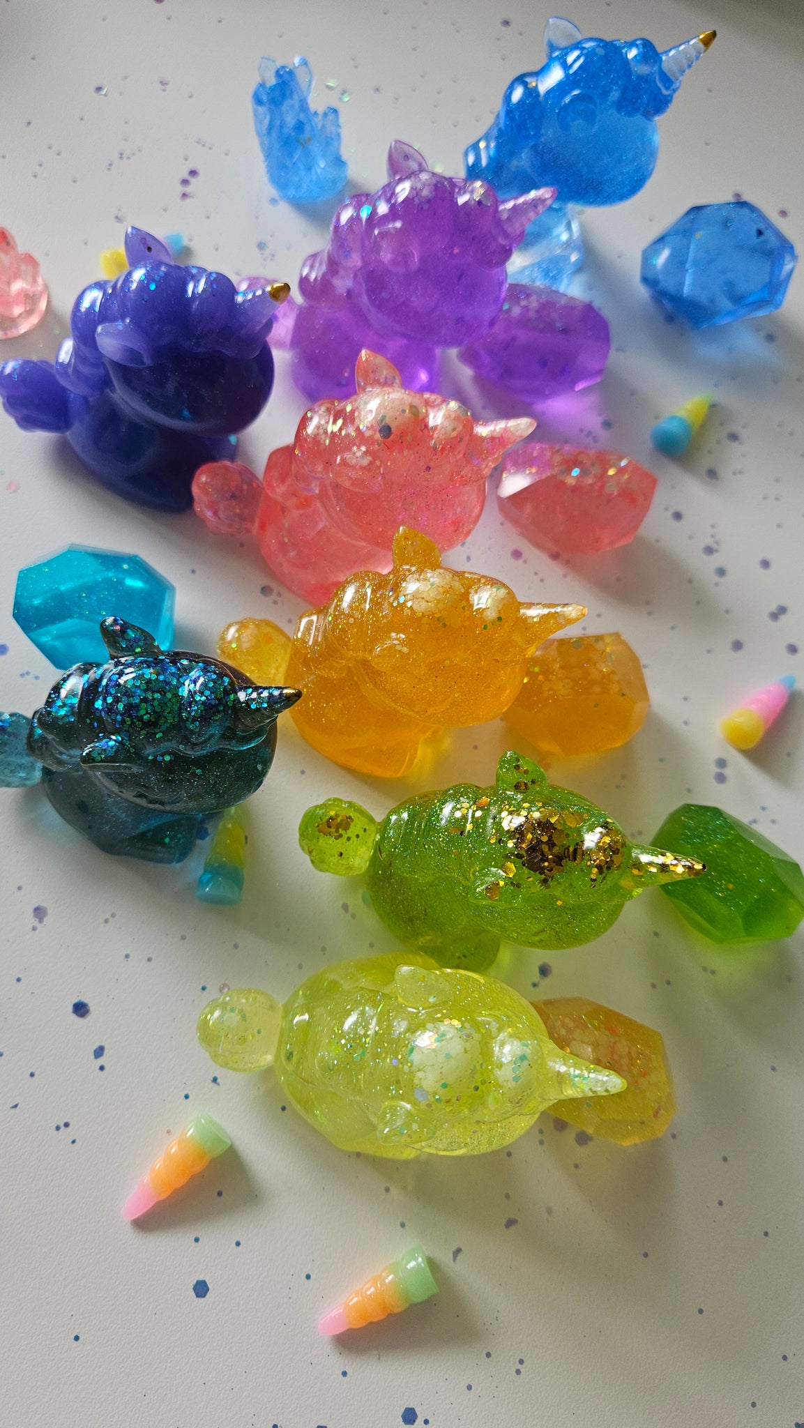 Glow in the dark 3D glitter unicorn