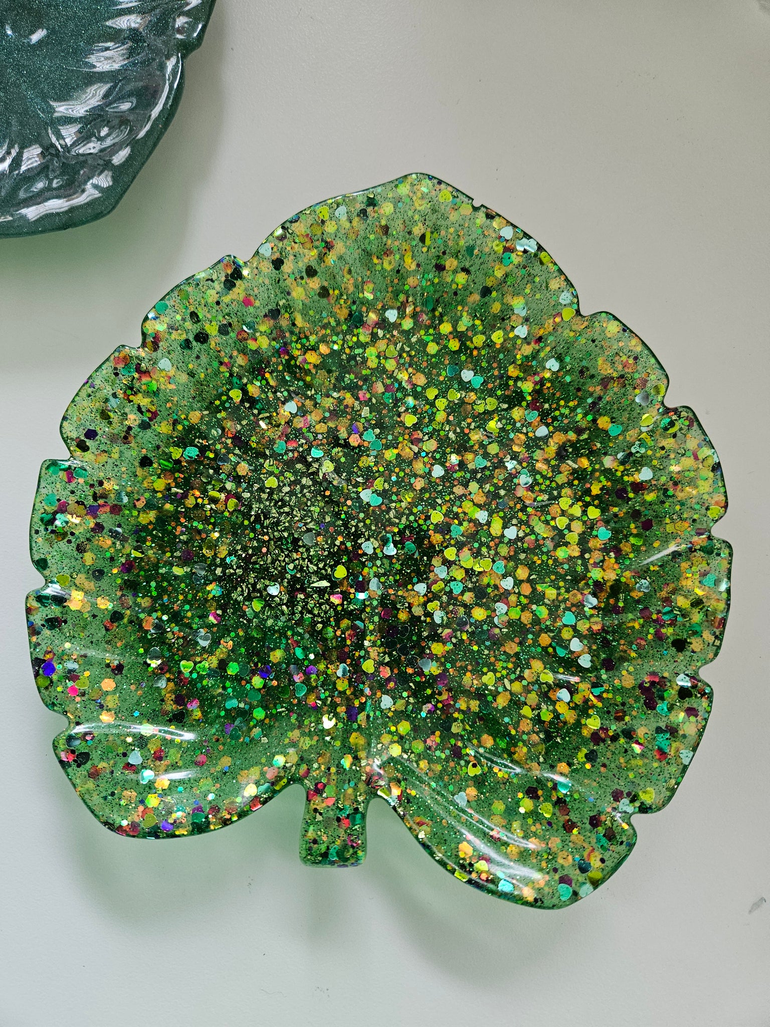 Leaf trays
