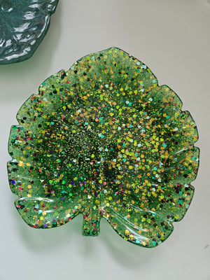 Leaf trays