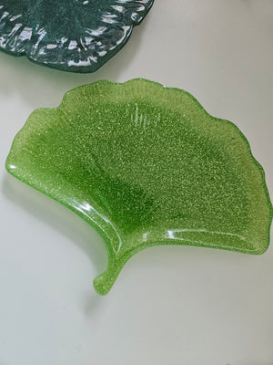 Leaf trays