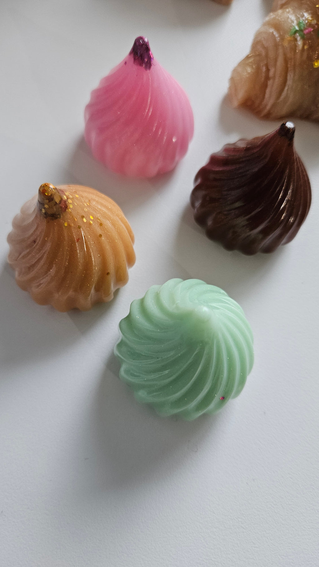 Holiday Frosting Dollops