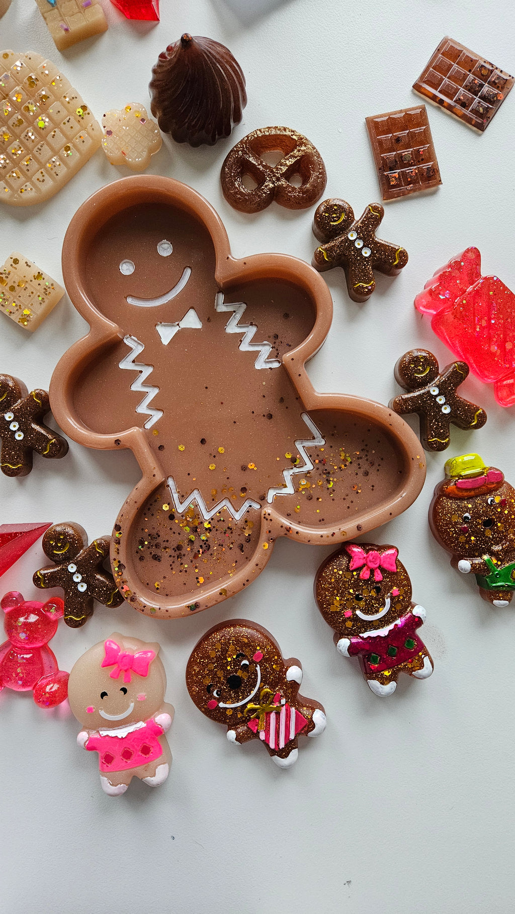 Gingerbread person tray